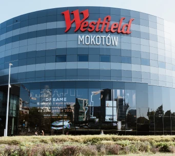 Widok na budynek galerii Westfield Mokotów